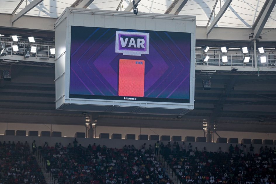 УЕФА запустил Clear Line для VAR