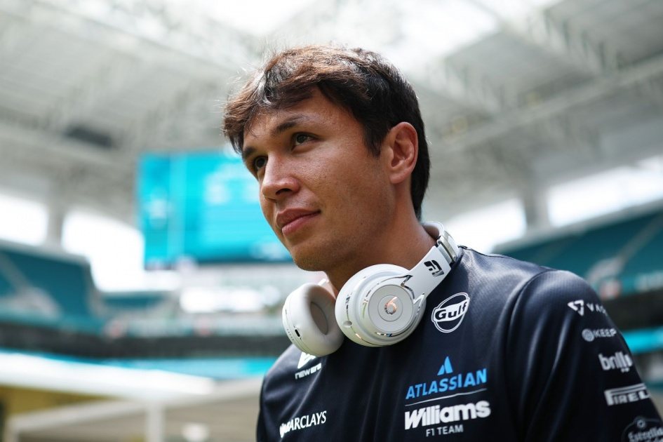 «Изменения в регламенте вскрыли проблемы». Албон — о сложностях Williams