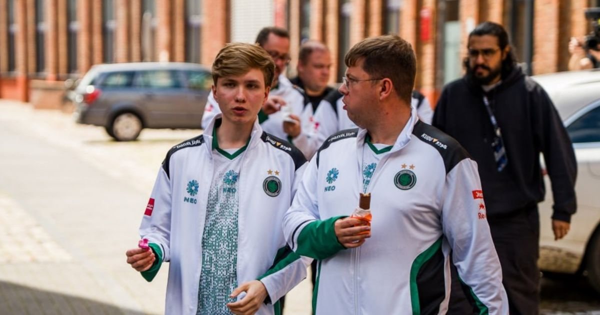 m0NESY назвал любимое блюдо и предпочтительного соперника на Esports World Cup 2026