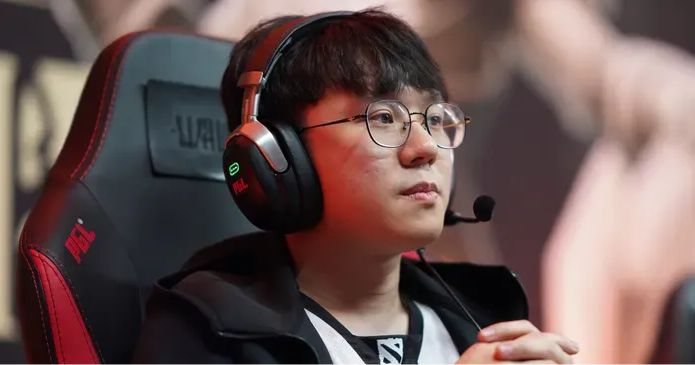 GLYPH не распускает состав по Dota 2
