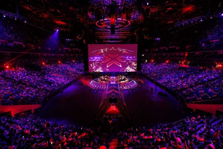 Riot Games показала тизер гимна Champions 2026 с Оли Сайксом и Кортни ЛаПланте