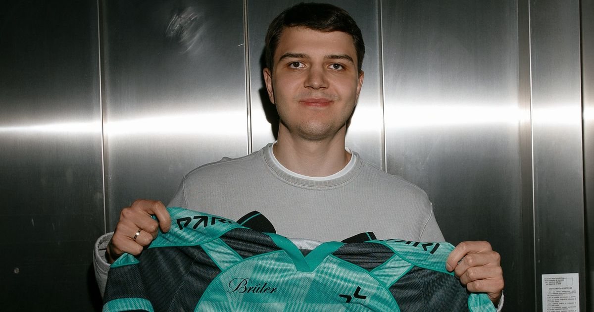 «Мы на одном языке CS с ним разговариваем», — Дастан Акбаев о FL1T