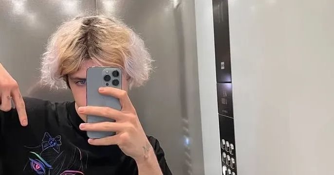 «Скоро все тир-1 команды будут 322 делать», — Deko о доходах от стикеров