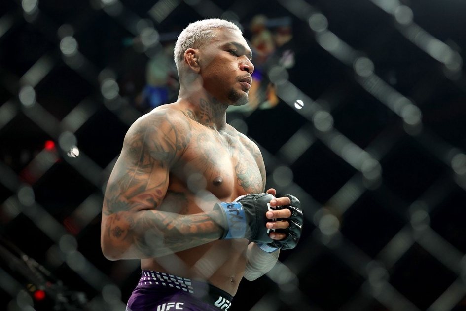Майкл Моралес сделал вес перед UFC 330