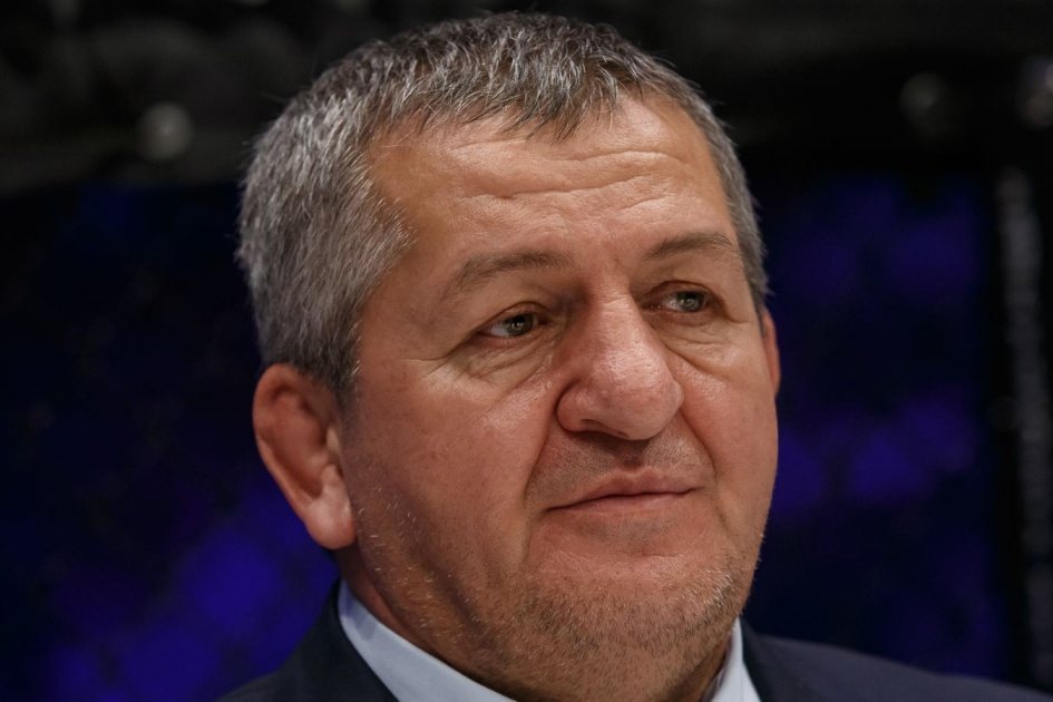 Нурмагомедов рассказал о роли отца в подготовке к бою с Макгрегором