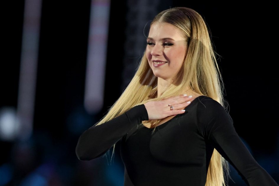 Александра Трусова сделала четверной лутц в Китае