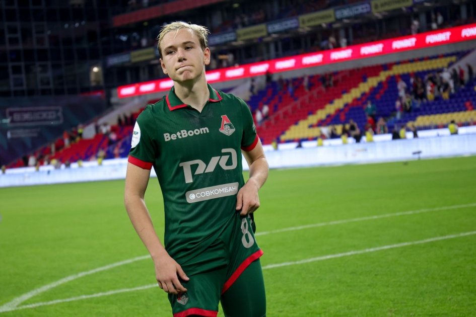 Алексей Батраков взял 10-й номер в «Локомотиве»
