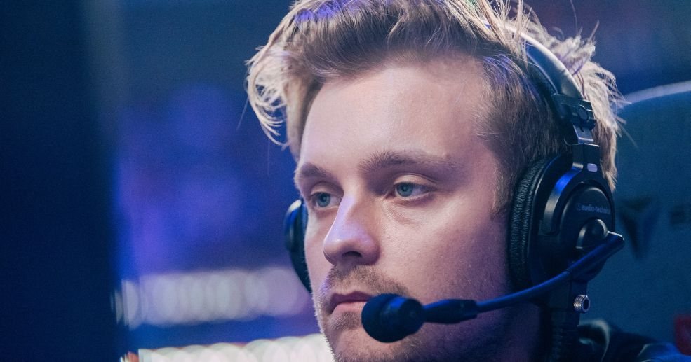 «Сейчас он далеко не сыграл бы так, как современные "четверки"», — Solo о JerAx