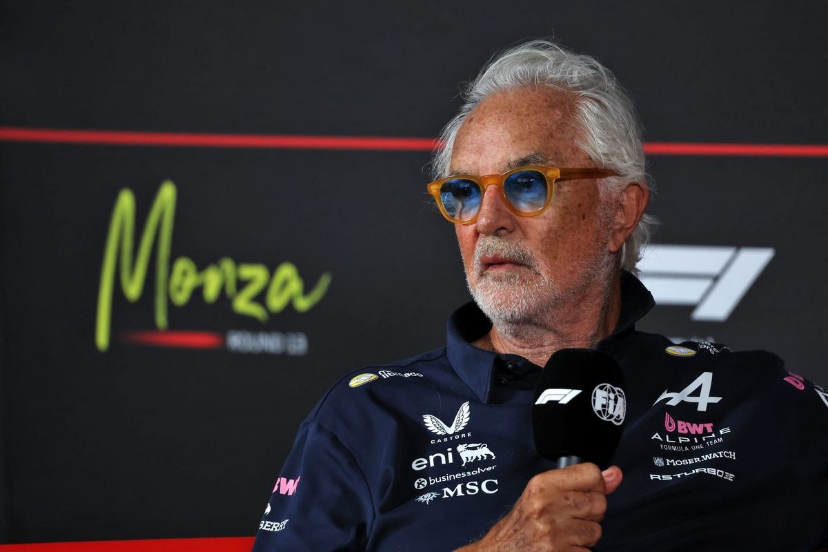Бриаторе обвинил судью FIA в связях с McLaren