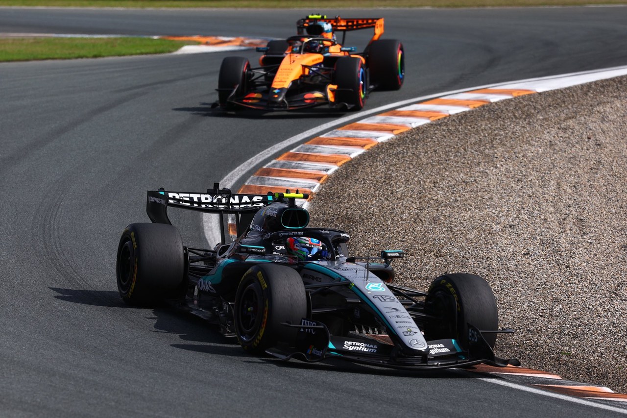 Джордж Расселл назвал McLaren сильнейшей командой Формулы 1