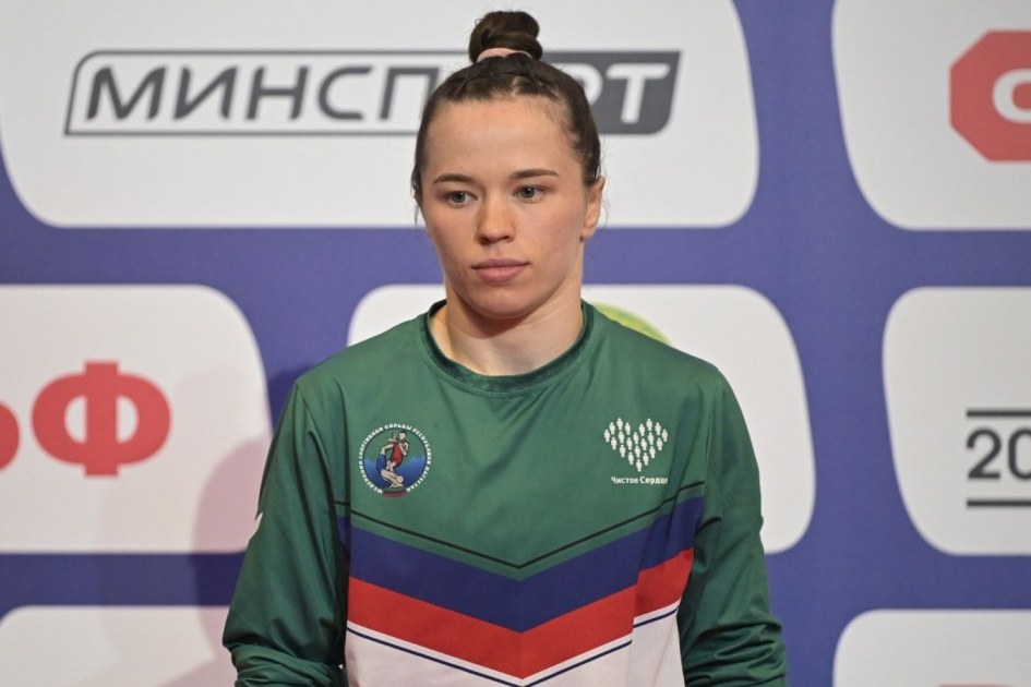 Елизавета Смирнова снялась с чемпионата мира по спортивной борьбе из-за травмы роговицы