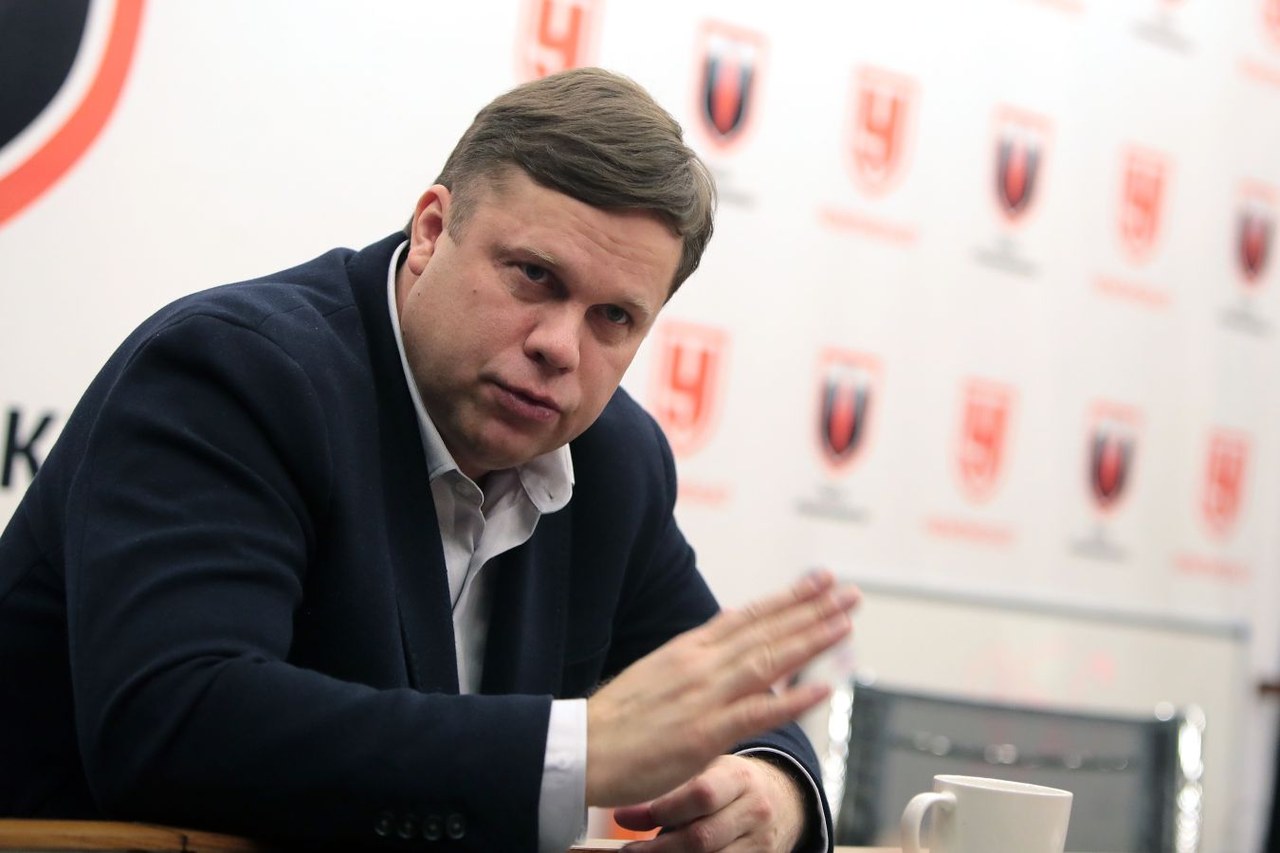 «Ему нужно помочь», — Радимов о Захаряне в сборной России