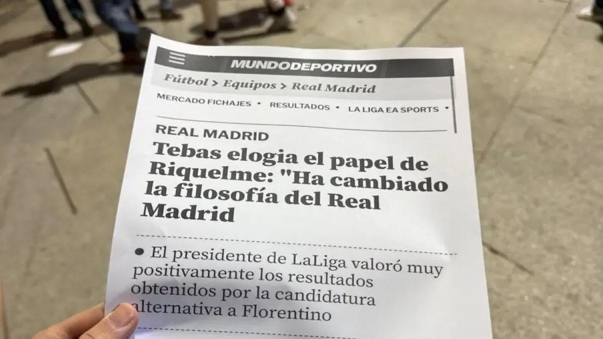 Фанаты Реала раздали у Бернабеу листовки со статьёй Mundo Deportivo против Тебаса