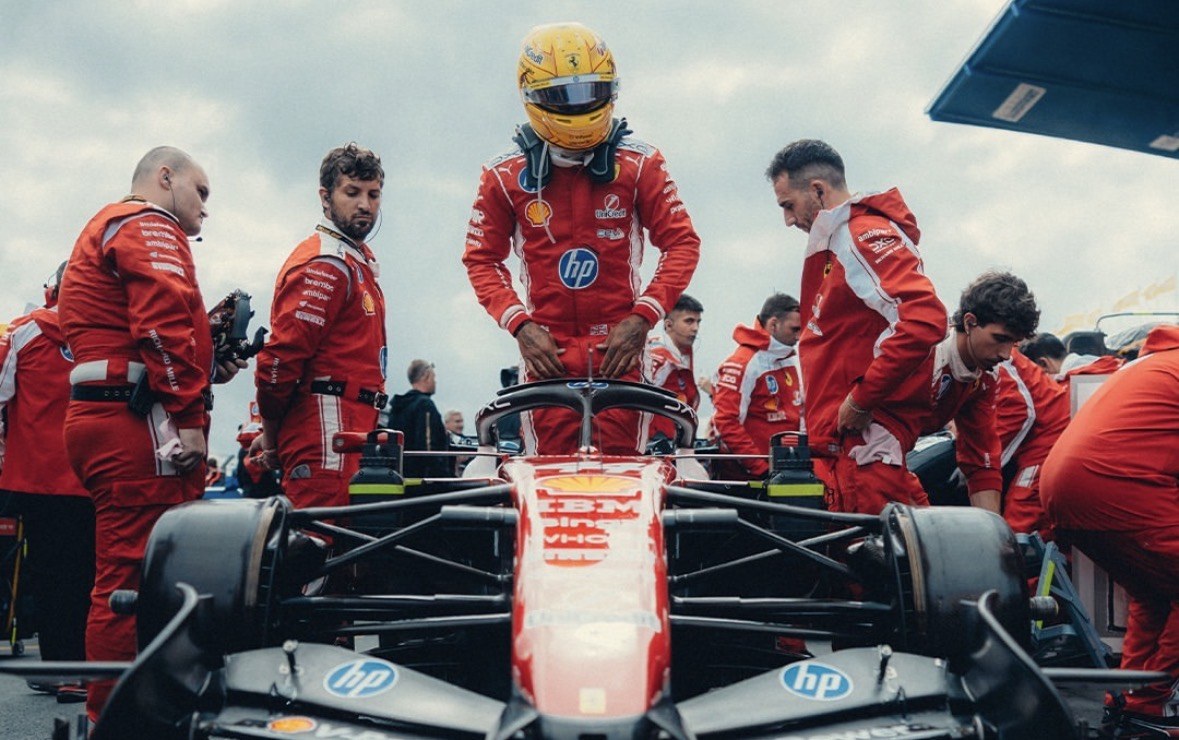 «Ferrari заслуживает уважения», — Алези раскритиковал Хэмилтона