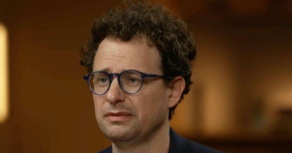 Глава Anthropic призвал замедлить развитие ИИ