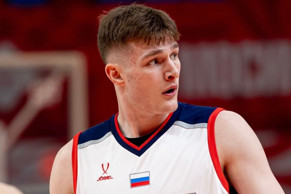 «Я не хотел уезжать, честно!» — Ярослав Никонов о переходе в NCAA