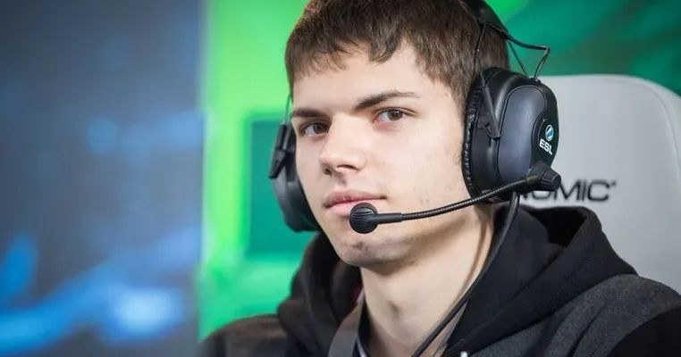 «Я в основном сижу прикалываюсь», — Lil о разнице между собой в игре и жизни