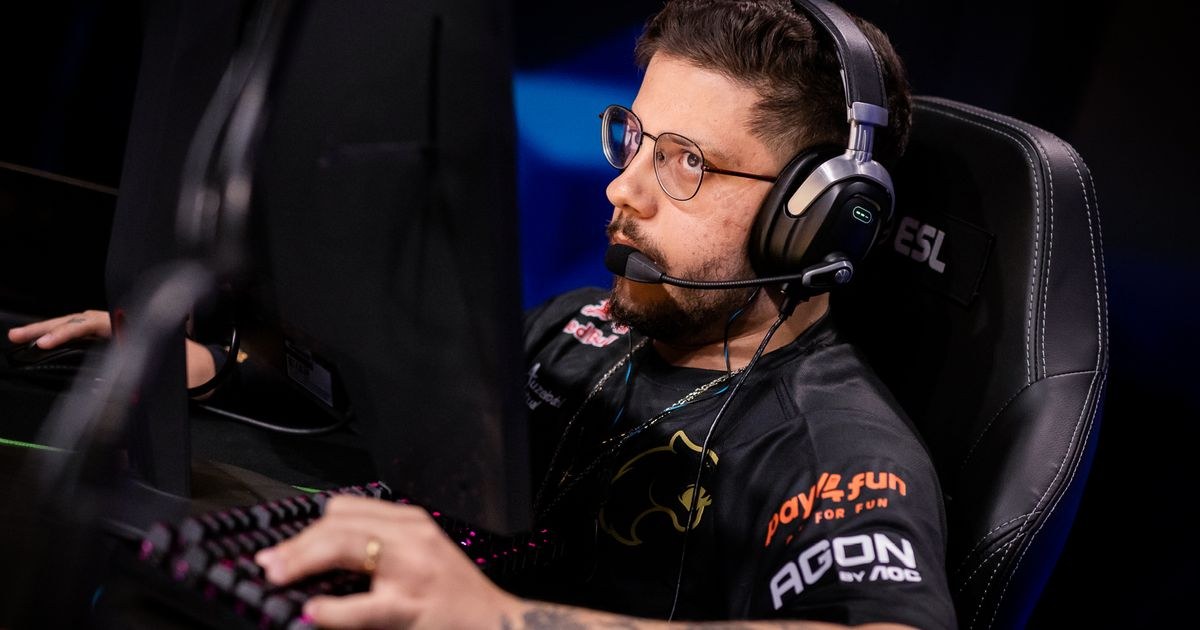 KSCERATO сравнил ZywOo и s1mple в пиковой форме