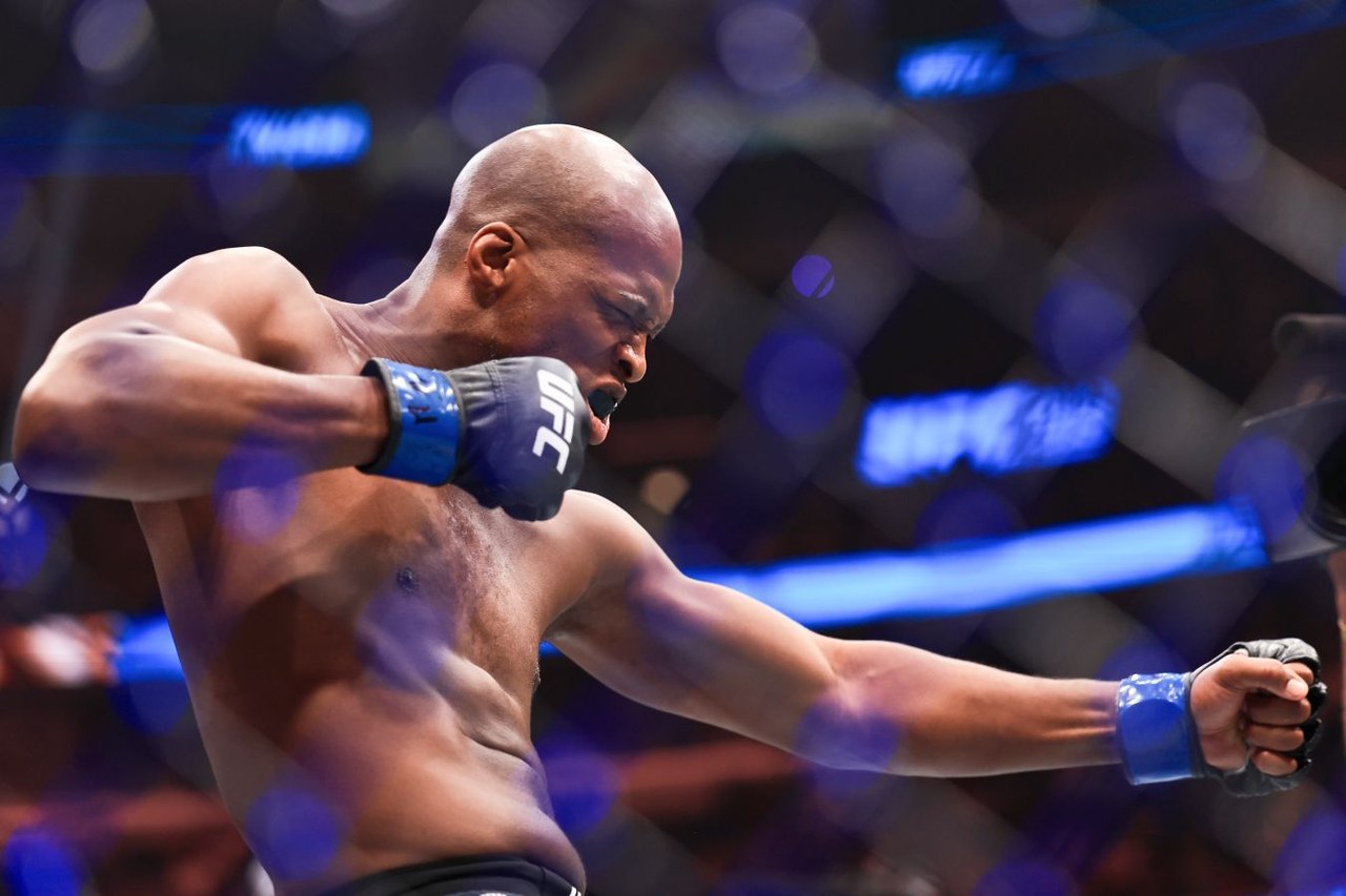 Майкл Пейдж высказался об увольнении из UFC