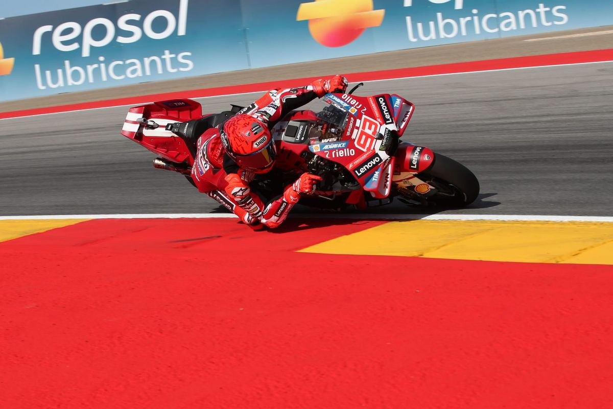 Марк Маркес возглавил первую тренировку MotoGP в Арагоне