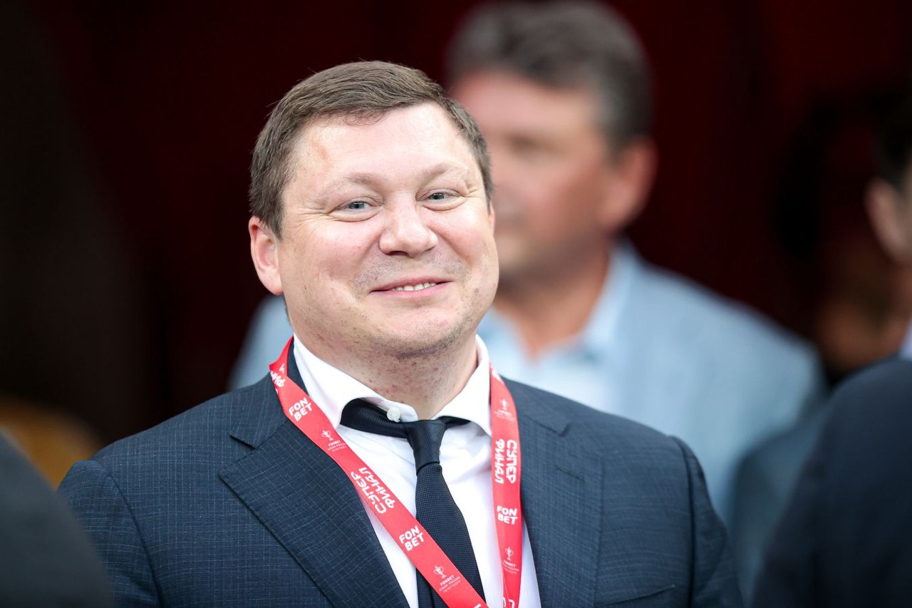 Митрофанов: РФС рассчитывает на допуск российских команд