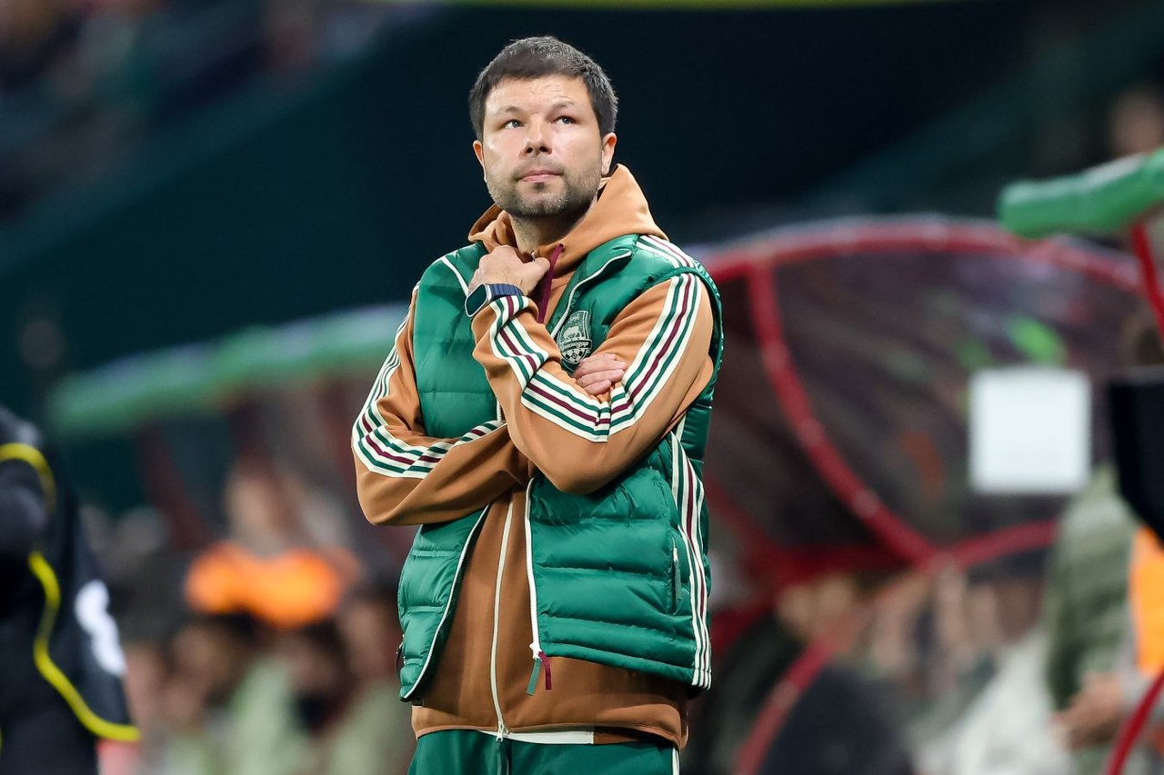 Мусаев ответил на вопрос об игре с двумя нападающими