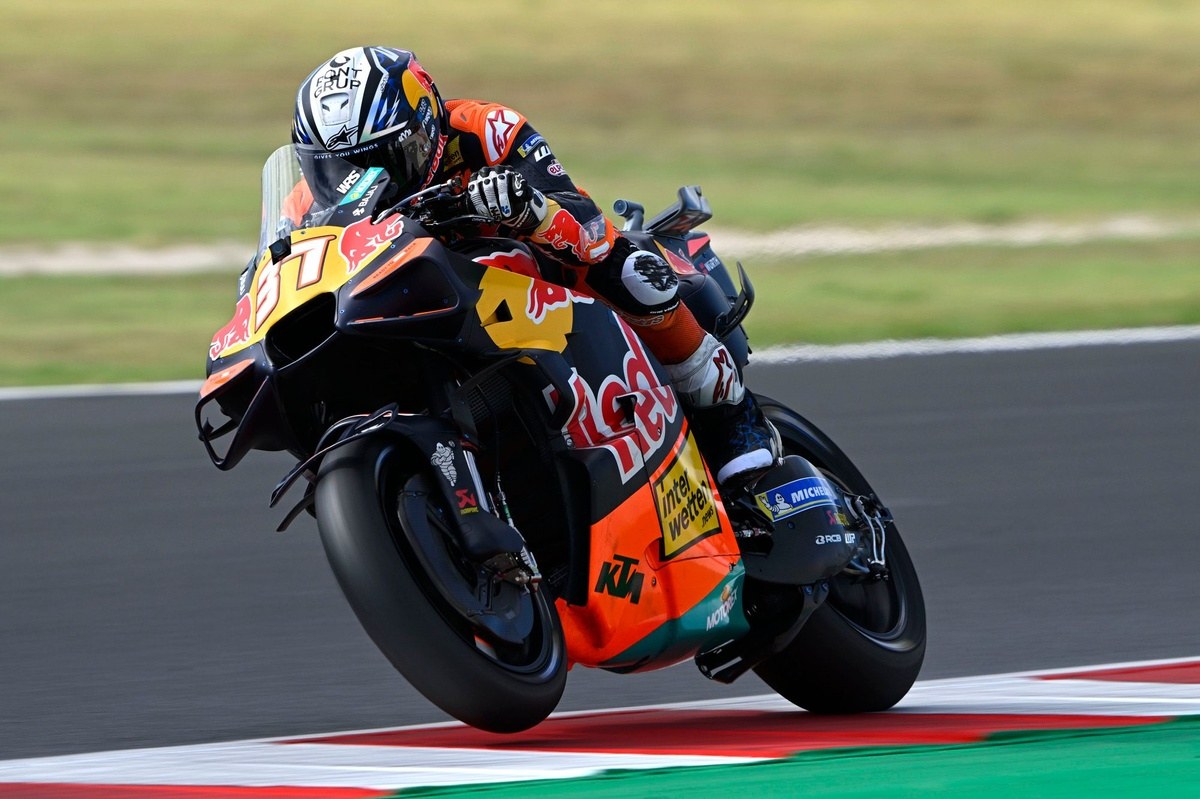 Педро Акоста: KTM отстаёт от Ducati и Aprilia