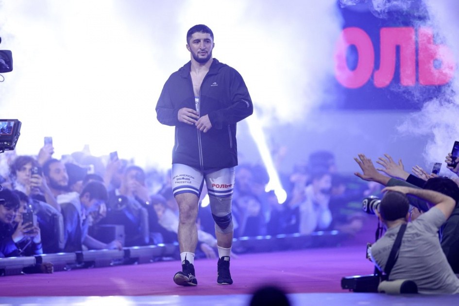 Садулаев вышел в четвертьфинал чемпионата мира по вольной борьбе