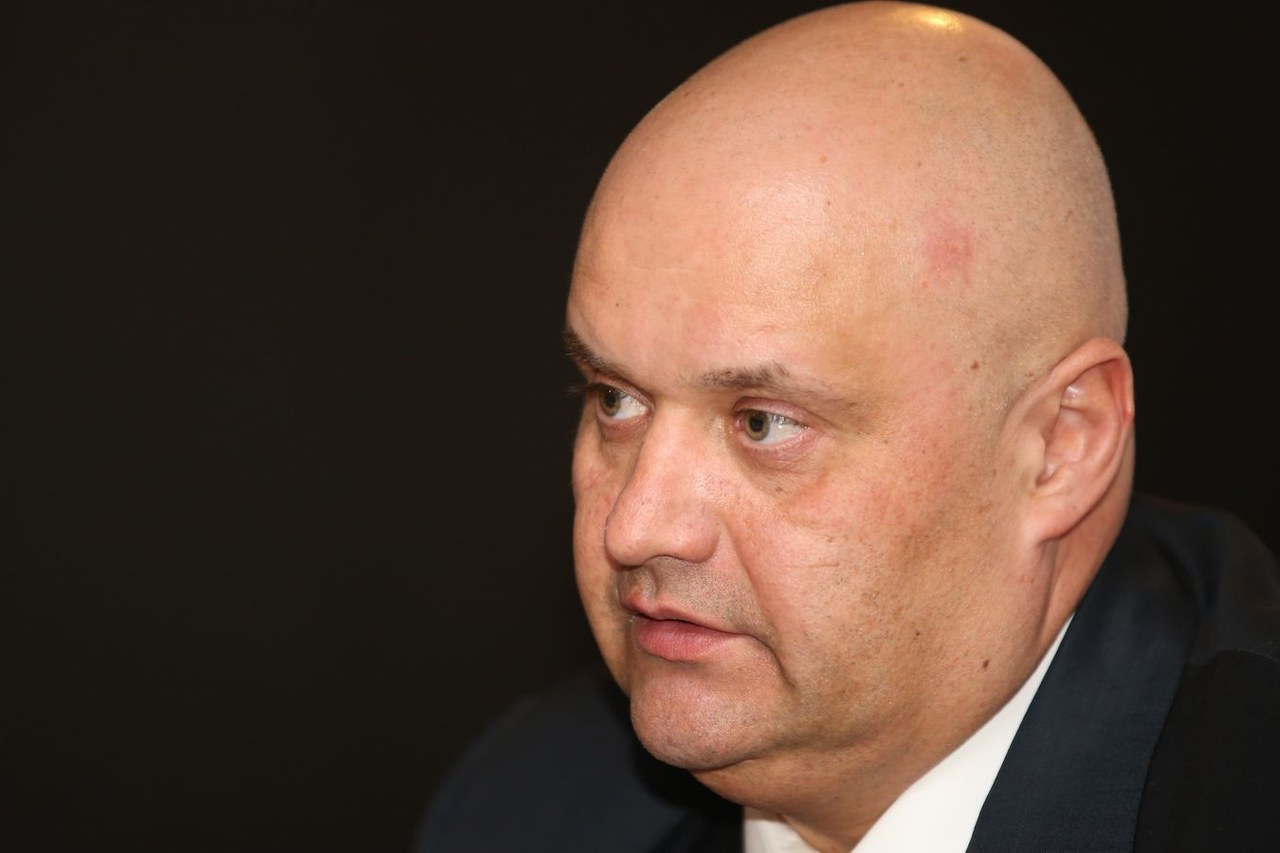 Созин: «Ответ на вопрос «отпускать ли в Европу» однозначный»