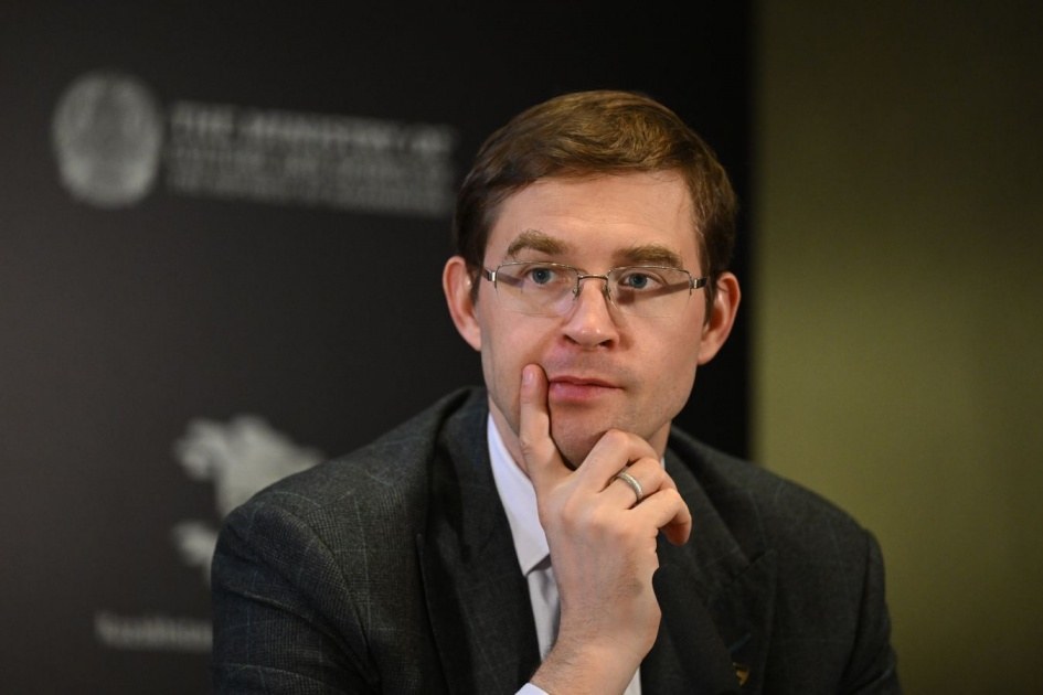 Турлов и Розенштейн вышли во 2-й тур выборов президента FIDE