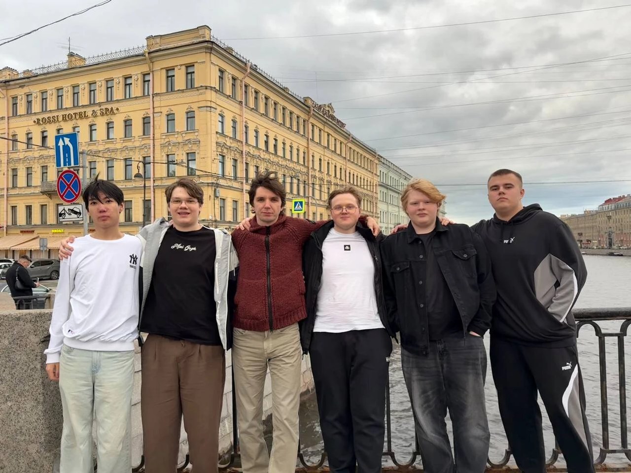 Virtus.pro обновила состав: четыре игрока из молодежки и ветеран Mir